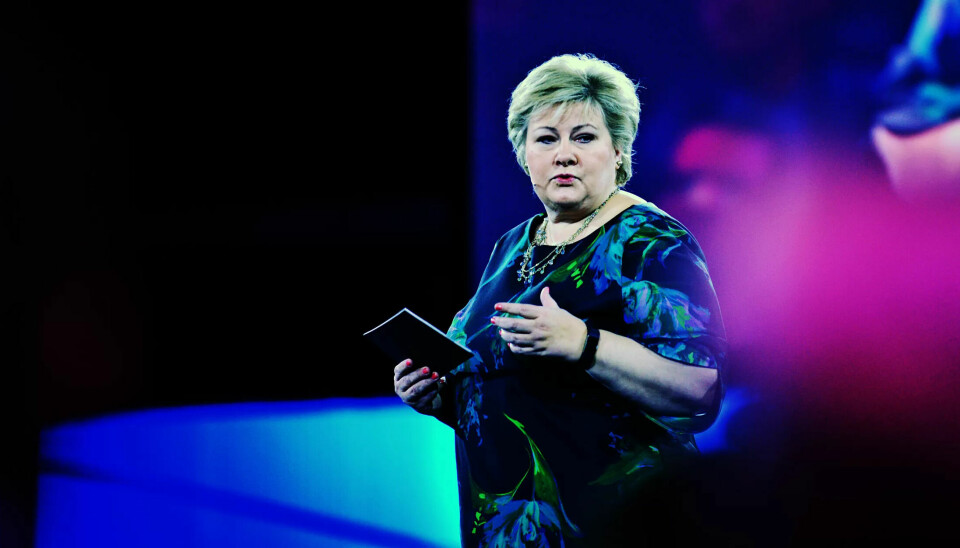 UTVIDER: Erna Solberg utvider regjeringen med ett parti - Venstre. UTVIDER: Erna Solberg utvider regjeringen med ett parti - Venstre.