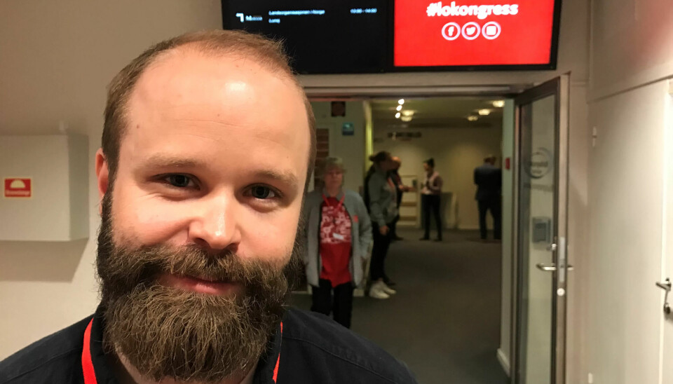 Ungdomsrådgiver i LO-administrasjonen, Pål Henriksen Spjelkavik. Ungdomsrådgiver i LO-administrasjonen, Pål Henriksen Spjelkavik.