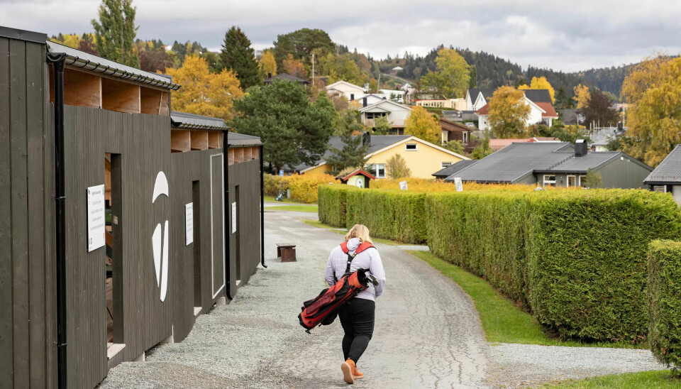 AKTIV: Marit har alltid vært i grei fysisk form. I dag driver hun blant annet med golf. Det har hun kommet i gang med gjennom organisasjonen FIRE. Den ble opprinnelig starta for tidligere rusmisbrukere, men er nå åpen for alle. Her driver deltakerne med ulike aktiviteter. AKTIV: Marit har alltid vært i grei fysisk form. I dag driver hun blant annet med golf. Det har hun kommet i gang med gjennom organisasjonen FIRE. Den ble opprinnelig starta for tidligere rusmisbrukere, men er nå åpen for alle. Her driver deltakerne med ulike aktiviteter.