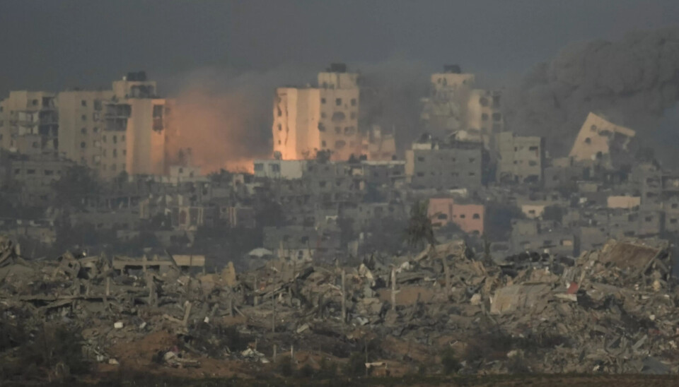 BOMBER: Israel bomber flere mål i Gaza. BOMBER: Israel bomber flere mål i Gaza.