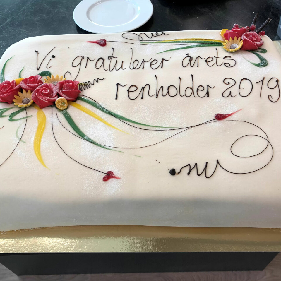 Rajah er årets renholder: – Vi er veldig stolte av deg