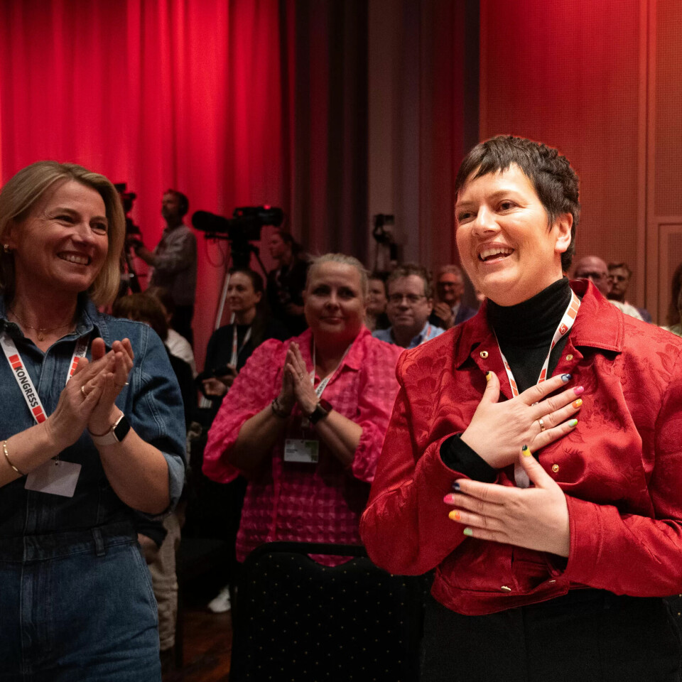 STARTET SOM GRISEBONDE: Henriette Jevnaker fra Fagforbundet er nå blitt LOs første nestleder. Hun er født i 1976, og er vokst opp en grisegård utenfor Elverum. Som 19-åring flyttet hun til Oslo for å starte på kunststudier. STARTET SOM GRISEBONDE: Henriette Jevnaker fra Fagforbundet er nå blitt LOs første nestleder. Hun er født i 1976, og er vokst opp en grisegård utenfor Elverum. Som 19-åring flyttet hun til Oslo for å starte på kunststudier.