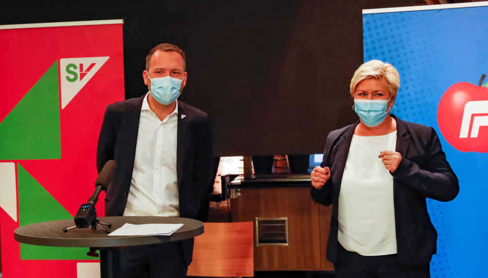 I en uventet allianse mellom SV og Frp, har de invitert alle ni partier i Stortinget til nye pensjonsforhandlinger. I en uventet allianse mellom SV og Frp, har de invitert alle ni partier i Stortinget til nye pensjonsforhandlinger.
