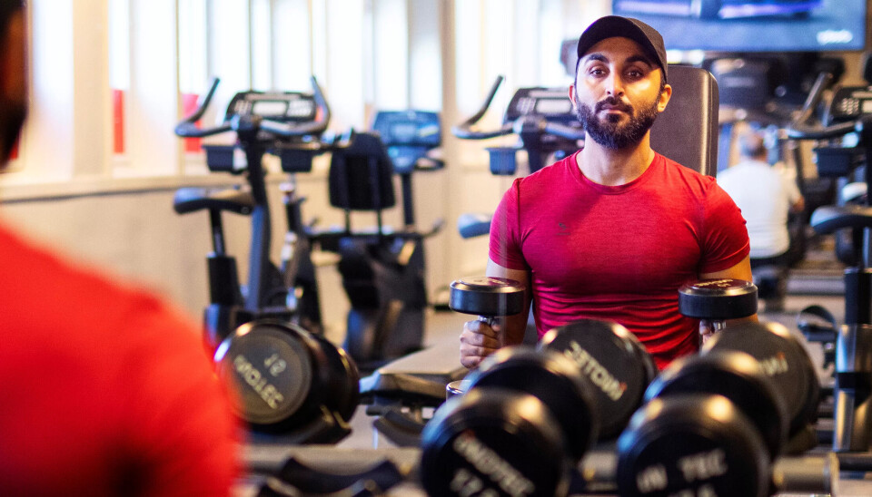 SKADELIG TRENING: For Tariq ble trening straff og mat dårlig samvittighet. Han er opptatt av at gutter kan hjelpe hverandre ved å være mer åpne om det de sliter med. SKADELIG TRENING: For Tariq ble trening straff og mat dårlig samvittighet. Han er opptatt av at gutter kan hjelpe hverandre ved å være mer åpne om det de sliter med.