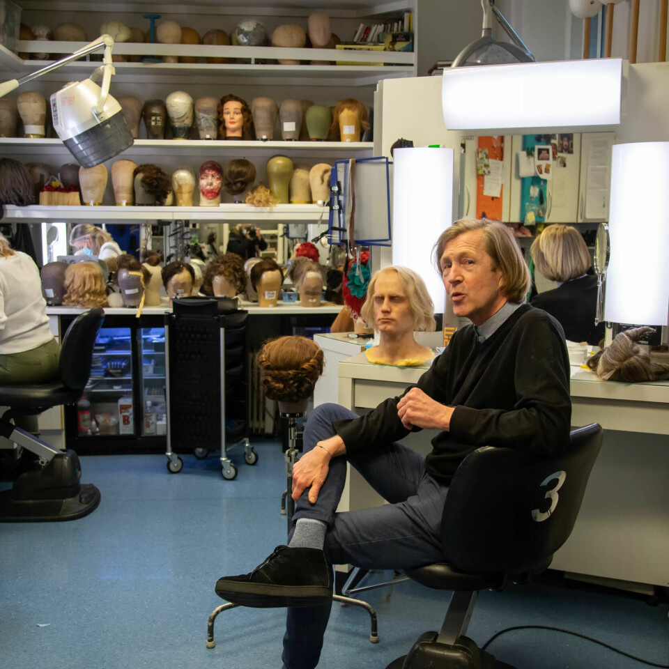 STATUS: Leder for maske og parykk ved Den Nationale Scene, John Einar Hagen, skulle gjerne sett at maskørfaget fikk mer oppmerksomhet. STATUS: Leder for maske og parykk ved Den Nationale Scene, John Einar Hagen, skulle gjerne sett at maskørfaget fikk mer oppmerksomhet.