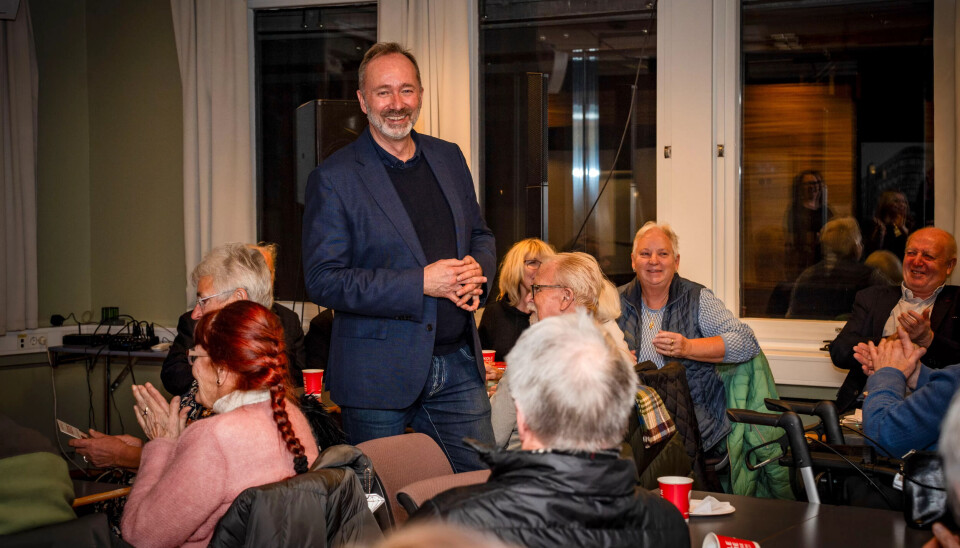 Trond Giske intervjues under presentasjonen av boka «Verdt å slåss for», som han utga i november. Presentasjonen foregikk på et medlemsmøte i Arbeiderparti-lokallaget han leder, Nidaros sosialdemokratisk forum i Trondheim. Trond Giske intervjues under presentasjonen av boka «Verdt å slåss for», som han utga i november. Presentasjonen foregikk på et medlemsmøte i Arbeiderparti-lokallaget han leder, Nidaros sosialdemokratisk forum i Trondheim.