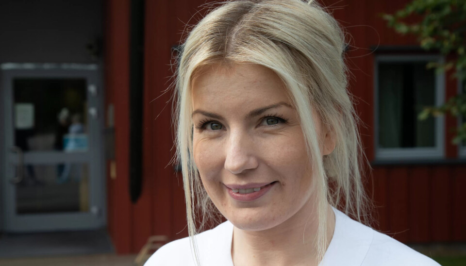 PASSER PÅ: Sykepleier Kine Brennodden får hjelp av teknologien til å følge opp alle hun har ansvar for. PASSER PÅ: Sykepleier Kine Brennodden får hjelp av teknologien til å følge opp alle hun har ansvar for.