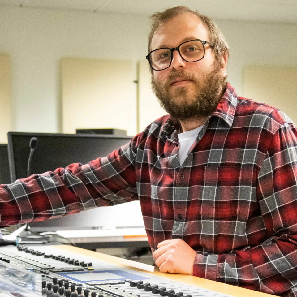 PERFEKSJON: Det beste med jobben er å være med på å skape god kunst for publikum og kjenne at du mestrer faget, mener Morten A. Nilsen. PERFEKSJON: Det beste med jobben er å være med på å skape god kunst for publikum og kjenne at du mestrer faget, mener Morten A. Nilsen.
