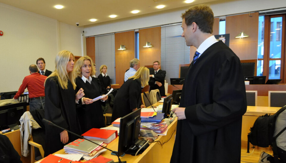 DØMT: Saken kom for en dag takket være en rettssak i Tyskland. I september startet Oslo tingrett rettssaken mot seks tidligere ansatte i Unbiss. Nå er samtlige dømt for grov korrupsjon. DØMT: Saken kom for en dag takket være en rettssak i Tyskland. I september startet Oslo tingrett rettssaken mot seks tidligere ansatte i Unbiss. Nå er samtlige dømt for grov korrupsjon.