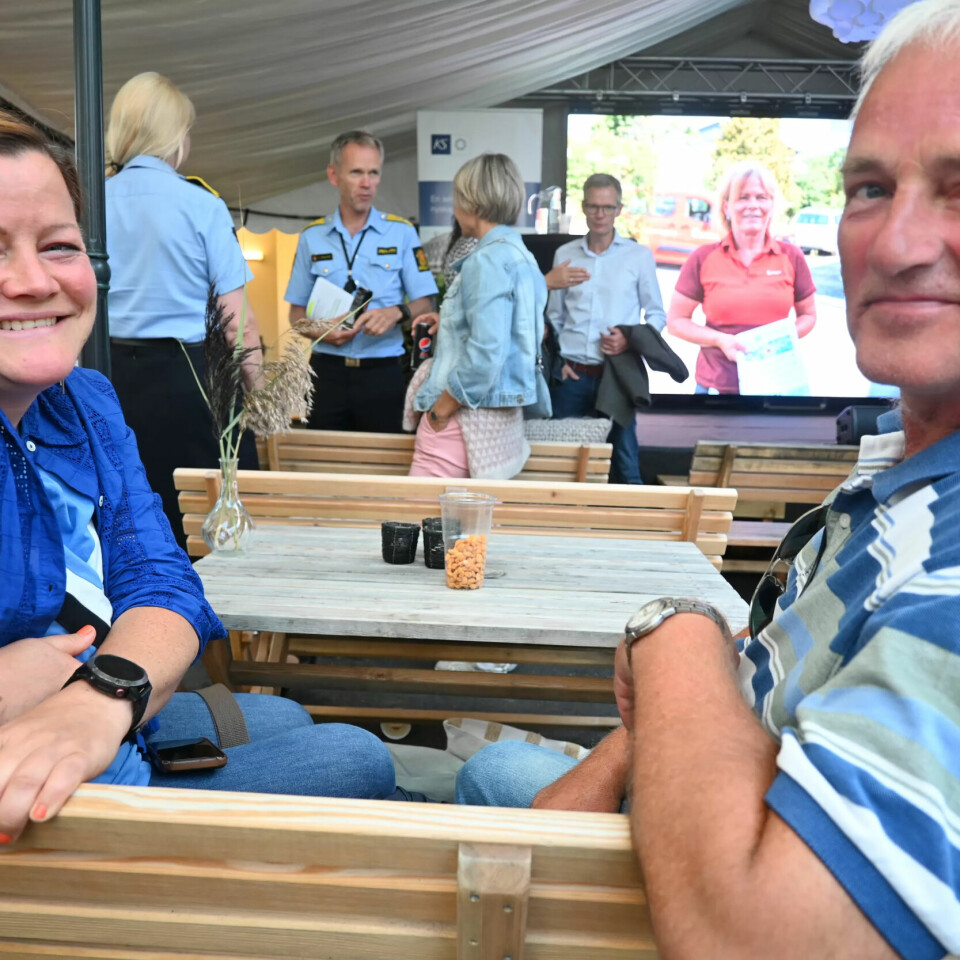 Nestleder Cathrine Ertsås og Hans Fredrik Danielsen synes det er bra at Posten nå ser på nye tjenester. Nestleder Cathrine Ertsås og Hans Fredrik Danielsen synes det er bra at Posten nå ser på nye tjenester.