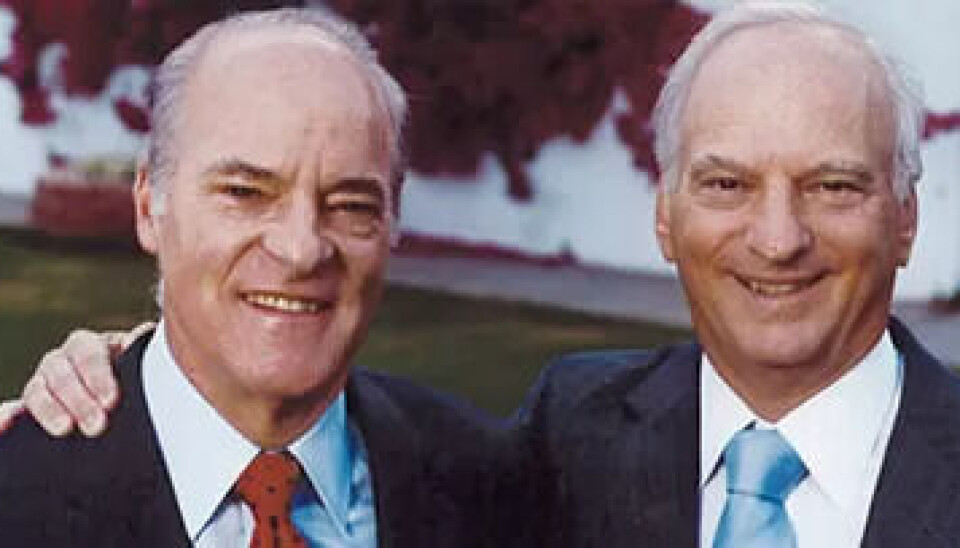 MANGEMILLIARDÆRER: Henry Kravis og George Roberts er på toppen av eierfondet KKR, som kontrollerer omsorgskonsernet Ambea sammen med risikofondet Triton. MANGEMILLIARDÆRER: Henry Kravis og George Roberts er på toppen av eierfondet KKR, som kontrollerer omsorgskonsernet Ambea sammen med risikofondet Triton.