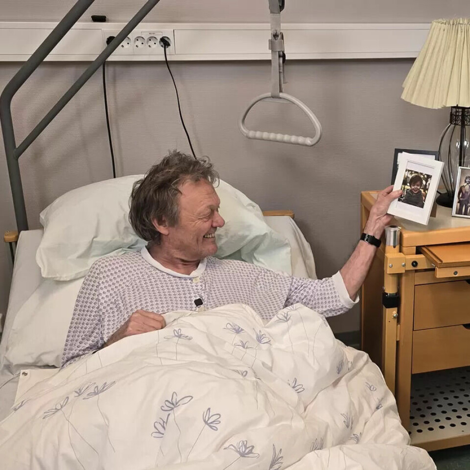 MEST MULIG TROVERDIG: Erling har demens og må på et opphold på sykehjemmet. Hvordan skal han han tas i mot på best mulig måte? Det lærer man om i kurset i personsentrert demensomsorg. Erling spilles av skuespiller Jon Nyutstumo. MEST MULIG TROVERDIG: Erling har demens og må på et opphold på sykehjemmet. Hvordan skal han han tas i mot på best mulig måte? Det lærer man om i kurset i personsentrert demensomsorg. Erling spilles av skuespiller Jon Nyutstumo.