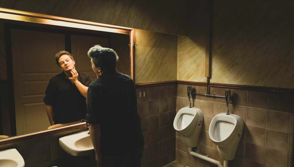 SKJEGGSTUBBER OG KVISER: – Jeg har alltid vært fascinert av skjegg. Jeg hatet skjørt. Hatet alt med jenteting. SKJEGGSTUBBER OG KVISER: – Jeg har alltid vært fascinert av skjegg. Jeg hatet skjørt. Hatet alt med jenteting.