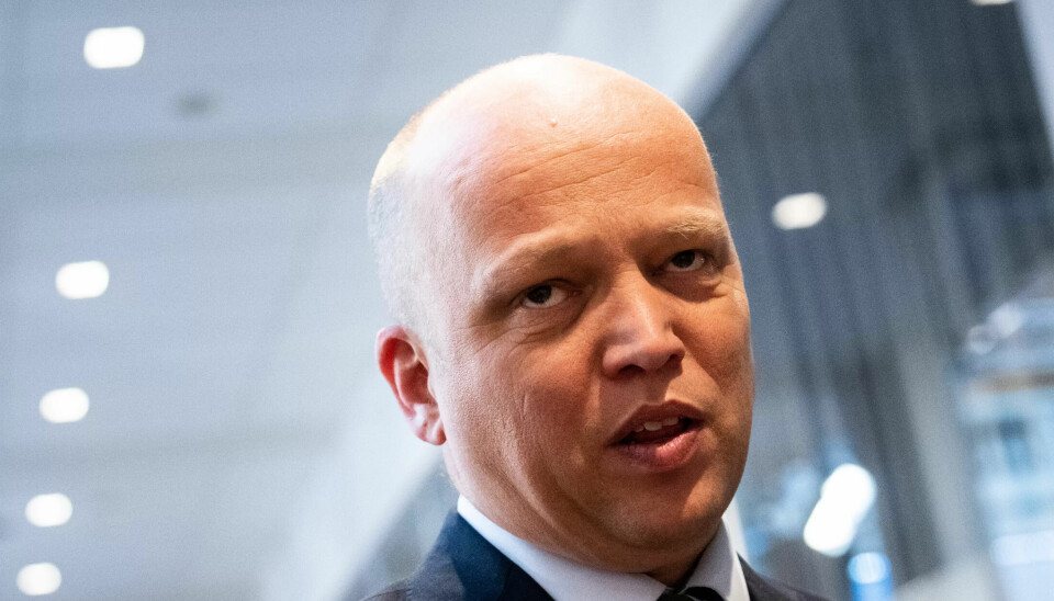 SÅRBARE BARN: Finansminister Trygve Slagsvold Vedum sier fosterforeldre tar på seg en veldig viktig oppgave. SÅRBARE BARN: Finansminister Trygve Slagsvold Vedum sier fosterforeldre tar på seg en veldig viktig oppgave.