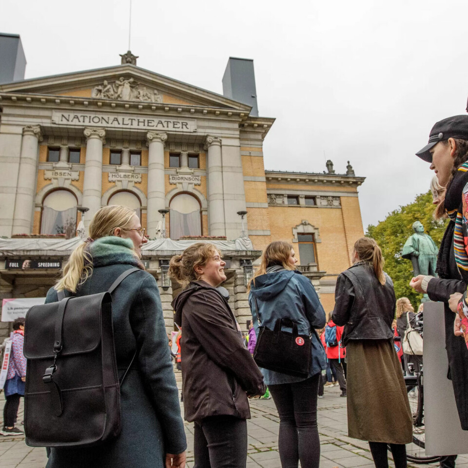 STREIK: Ansatte i kultursektoren streiket i fjor høst, for å få en pensjon de mener er livslag og kjønnsøytral. Nå er det på nytt streikefare på samme bakgrunn. STREIK: Ansatte i kultursektoren streiket i fjor høst, for å få en pensjon de mener er livslag og kjønnsøytral. Nå er det på nytt streikefare på samme bakgrunn.