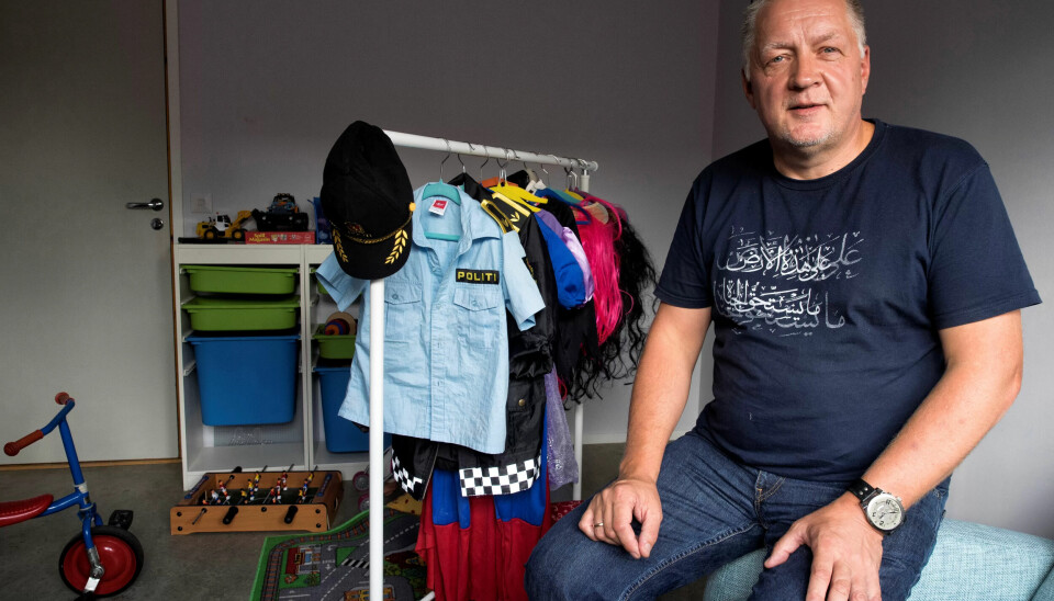 BARNEVENNLIGE MØTEPLASSER: †Når ungene kan møte far eller mor utenfor fengselet, låner vi ut leiligheter hvor de kan ha et avslappet og naturlig møte med god tid, sier Gunnar Martinsen. BARNEVENNLIGE MØTEPLASSER: †Når ungene kan møte far eller mor utenfor fengselet, låner vi ut leiligheter hvor de kan ha et avslappet og naturlig møte med god tid, sier Gunnar Martinsen.