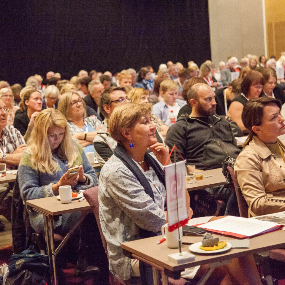 PÅ KONFERANSE: Leder av LO Kommune, Mette Nord, var en av mange deltagere på kommunalkonferansen denne uka, der blant annet kommunereformen sto på programmet. PÅ KONFERANSE: Leder av LO Kommune, Mette Nord, var en av mange deltagere på kommunalkonferansen denne uka, der blant annet kommunereformen sto på programmet.