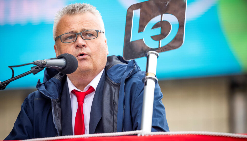 Leder i Fellesforbundet Jørn Eggum sier at Norge kan bli nødt til å sakke farten på klimakuttene. Leder i Fellesforbundet Jørn Eggum sier at Norge kan bli nødt til å sakke farten på klimakuttene.