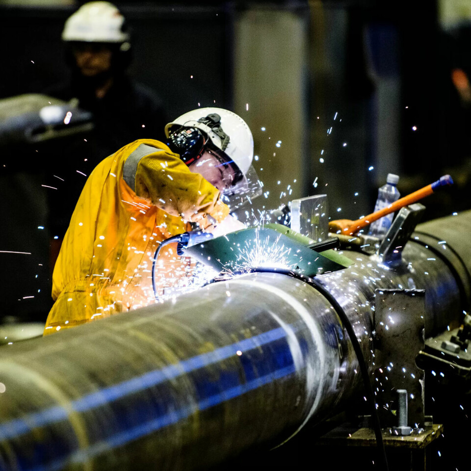 Frontfaget skal sikre at norsk industri ikke utkonkurreres av utenlandske bedrifter. Frontfaget skal sikre at norsk industri ikke utkonkurreres av utenlandske bedrifter.