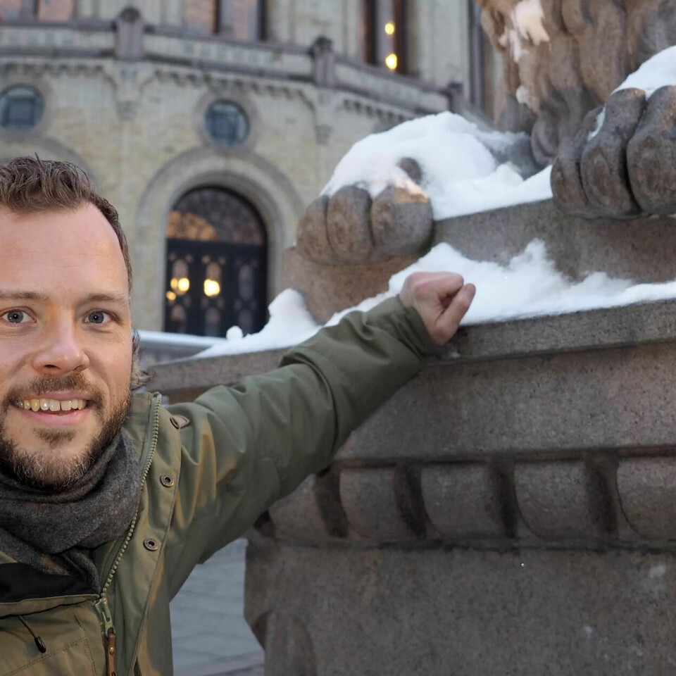 HELDAGSSKOLEN: SV-leder Audun Lysbakken mener heldagsskolen er svaret på hvordan skolen skal få hvert barn til å lære, lykkes og trives i skolen. HELDAGSSKOLEN: SV-leder Audun Lysbakken mener heldagsskolen er svaret på hvordan skolen skal få hvert barn til å lære, lykkes og trives i skolen.