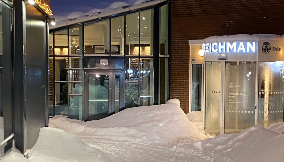 Ung ansatt knivstukket: Bibliotekansatte opplever stadig vold og trusler