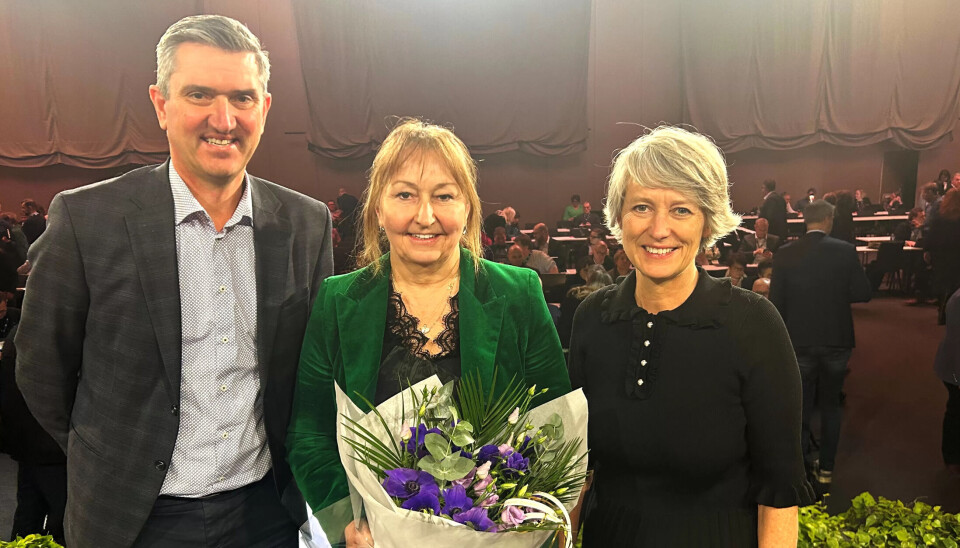 NY TRIO: KS-leder Gunn Marit Helgesen (H) blir værende i lederstolen, mens venstresidens motkandidat Aud Hove (Sp) blir andre nestleder. Odd Stangeland (Ap) ble første nestleder. NY TRIO: KS-leder Gunn Marit Helgesen (H) blir værende i lederstolen, mens venstresidens motkandidat Aud Hove (Sp) blir andre nestleder. Odd Stangeland (Ap) ble første nestleder.