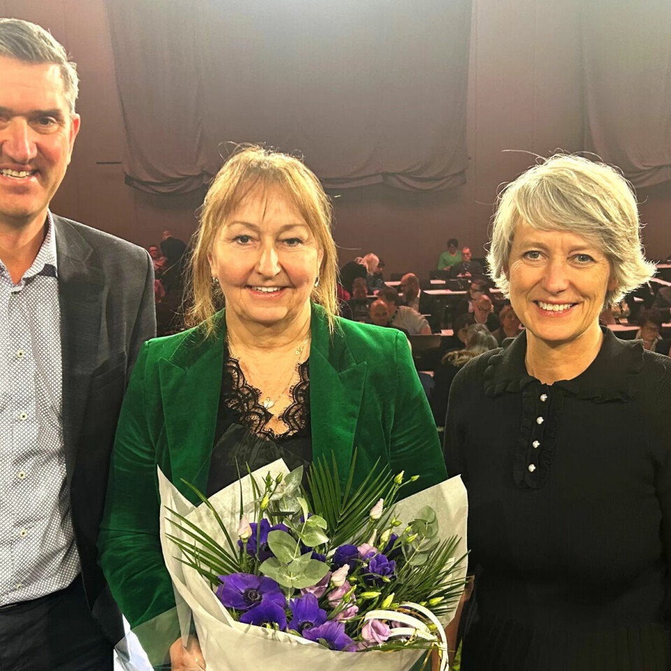 NY TRIO: KS-leder Gunn Marit Helgesen (H) blir værende i lederstolen, mens venstresidens motkandidat Aud Hove (Sp) blir andre nestleder. Odd Stangeland (Ap) ble første nestleder. NY TRIO: KS-leder Gunn Marit Helgesen (H) blir værende i lederstolen, mens venstresidens motkandidat Aud Hove (Sp) blir andre nestleder. Odd Stangeland (Ap) ble første nestleder.