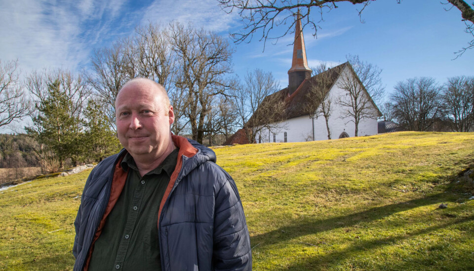 MIDDELALDERKIRKE: Skjeberg kirke ligger vakkert til på et høydedrag midt i kulturlandskapet sør for Sarpsborg. MIDDELALDERKIRKE: Skjeberg kirke ligger vakkert til på et høydedrag midt i kulturlandskapet sør for Sarpsborg.