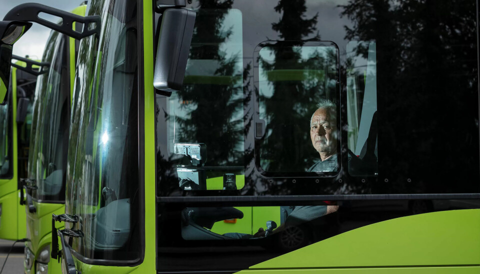 DRØM: Simen drømmer om å kjøre tung bil igjen. Veien var selve livet. DRØM: Simen drømmer om å kjøre tung bil igjen. Veien var selve livet.