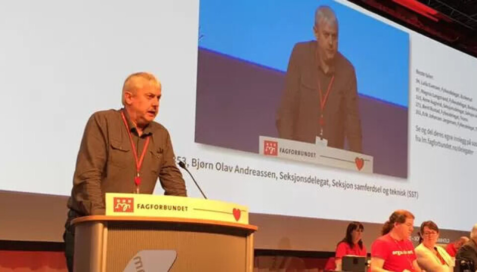 UENIG: Hovedtillitsvalgte i Fagforbundet Jevnaker godtar ikke at noen vil bli sagt opp og vurderer søksmål om noen blir sagt opp. UENIG: Hovedtillitsvalgte i Fagforbundet Jevnaker godtar ikke at noen vil bli sagt opp og vurderer søksmål om noen blir sagt opp.