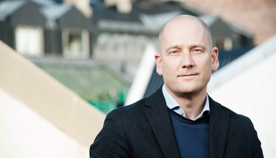 IKKE ENNÅ: Leder i Utdanningsforbundet, Steffen Handal, forteller at medlemmer og tillitsvalgte er i full gang med å tipse forbundet om hva forbundet bør kreve. Men ingenting blir offentlig før i april. Da begynner tarifforhandlingene i offentlig sektor. IKKE ENNÅ: Leder i Utdanningsforbundet, Steffen Handal, forteller at medlemmer og tillitsvalgte er i full gang med å tipse forbundet om hva forbundet bør kreve. Men ingenting blir offentlig før i april. Da begynner tarifforhandlingene i offentlig sektor.