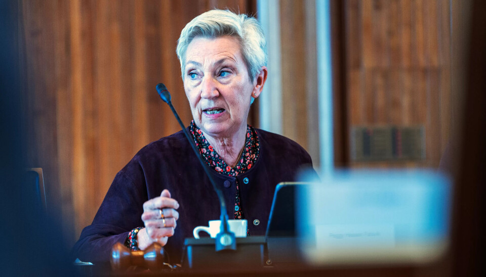 DYRT: LO-leder Peggy Hessen Følsvik er ikke fornøyd med Høyre-kuttet. DYRT: LO-leder Peggy Hessen Følsvik er ikke fornøyd med Høyre-kuttet.