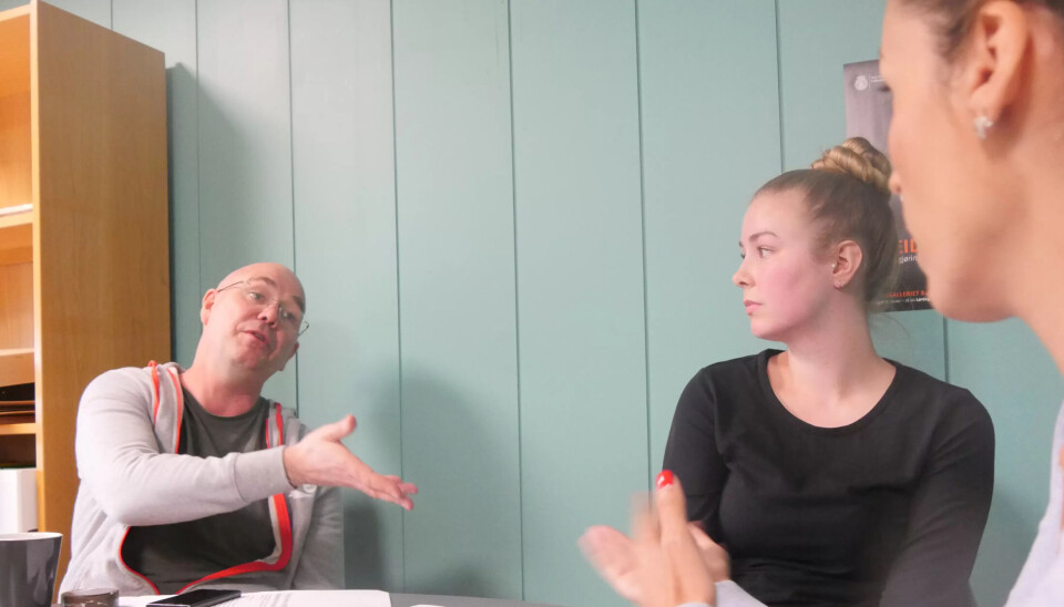 TILLITSVALGT: Fagforbundets Stig Berntsen har bistått hudpleierne Ida Haddock Kristoffersen og Vanessa Carvalho i konflikten med Waxing Palace. TILLITSVALGT: Fagforbundets Stig Berntsen har bistått hudpleierne Ida Haddock Kristoffersen og Vanessa Carvalho i konflikten med Waxing Palace.