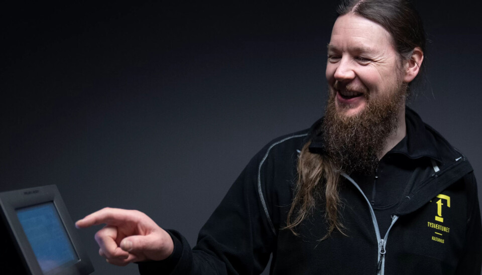 INGEN DAG ER LIK: Selv om enkelte dager blir lange blir de aldri kjedelige synes arrangementskoordinator på Tysværtunet kulturhus, Håvard Rasmussen. INGEN DAG ER LIK: Selv om enkelte dager blir lange blir de aldri kjedelige synes arrangementskoordinator på Tysværtunet kulturhus, Håvard Rasmussen.