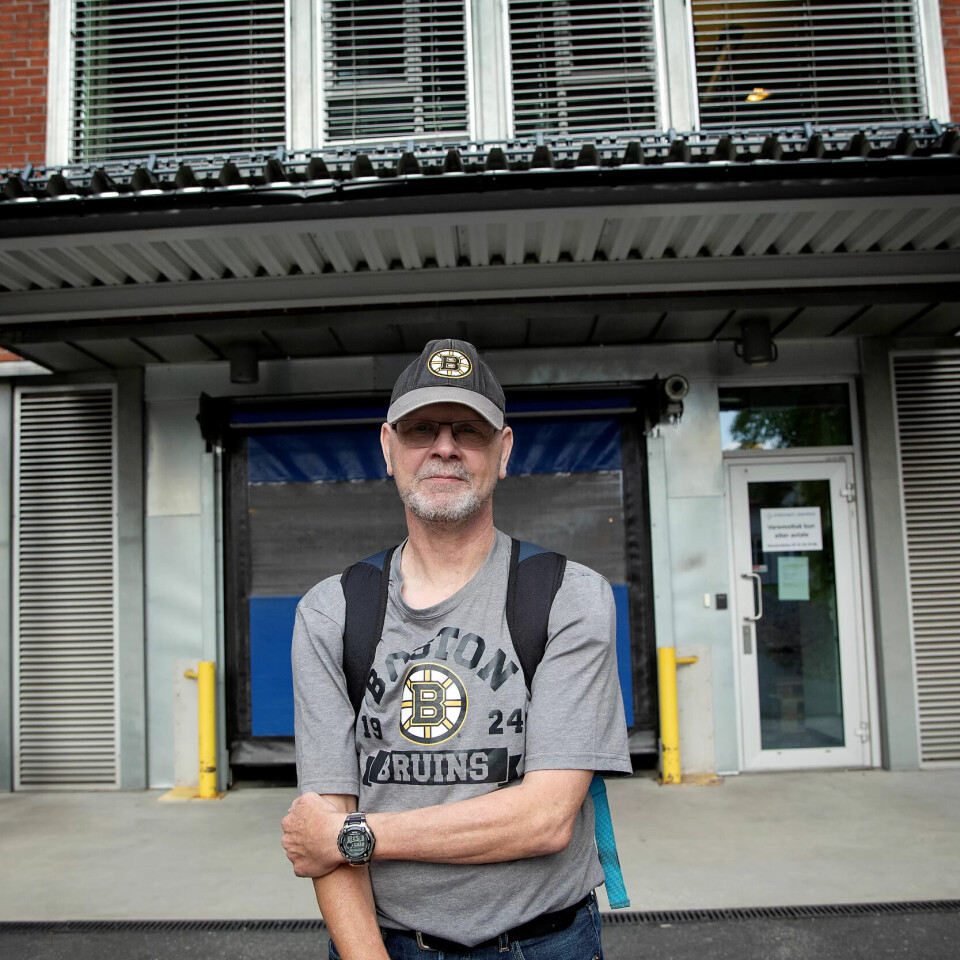 Tidligere arbeidsplass: Einar Braaten utenfor logistikkavdelingen på Sentralsykehuset i Vestfold i fjor sommer, mens han fortsatt var ansatt. Tidligere arbeidsplass: Einar Braaten utenfor logistikkavdelingen på Sentralsykehuset i Vestfold i fjor sommer, mens han fortsatt var ansatt.