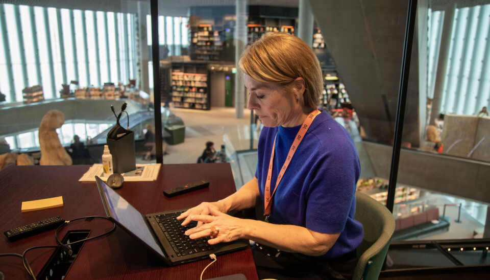 OPPRYDDING: Merete Lie sier tydeligere retningslinjer er viktig for å få ens praksis på alle bibliotekene OPPRYDDING: Merete Lie sier tydeligere retningslinjer er viktig for å få ens praksis på alle bibliotekene
