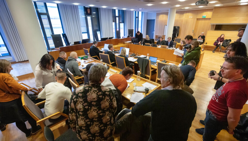 NY RUNDE: Etter nesten tre måneder i Oslo tingrett, var samtlige 24 saksøkere tilstede under avslutningen. Nå møter 22 saksøkere til ankesaken i Borgarting lagmannsrett. NY RUNDE: Etter nesten tre måneder i Oslo tingrett, var samtlige 24 saksøkere tilstede under avslutningen. Nå møter 22 saksøkere til ankesaken i Borgarting lagmannsrett.