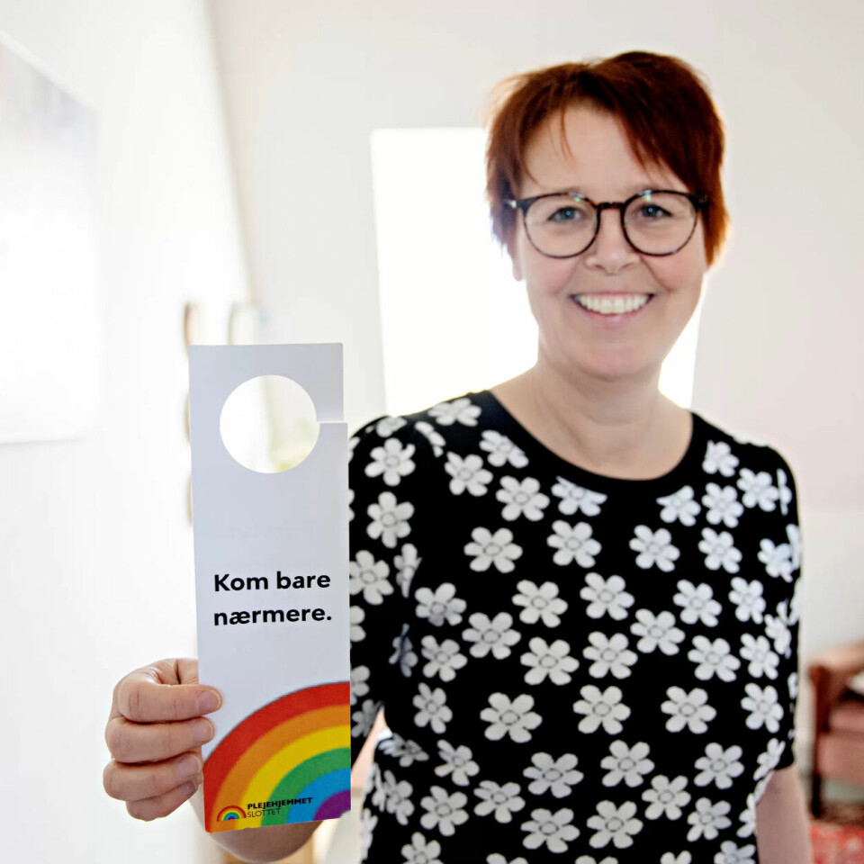 Lykkelig slotts-arbeider: Ellen Marie Hatlen fra Trondheim skulle egentlig bare ha et friår i København. Så kom hun over en jobbannonse fra LGBT+ pleiehjemmet. Nå er hun på sjette året i «verdens beste jobb». Lykkelig slotts-arbeider: Ellen Marie Hatlen fra Trondheim skulle egentlig bare ha et friår i København. Så kom hun over en jobbannonse fra LGBT+ pleiehjemmet. Nå er hun på sjette året i «verdens beste jobb».