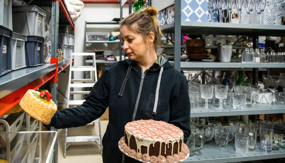 STORT OG SMÅTT: Verdiana Øhra har mye å velge i på rekvisittlageret. STORT OG SMÅTT: Verdiana Øhra har mye å velge i på rekvisittlageret.