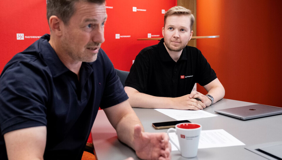 SAMARBEID: Aps Emil Raaen (t.v.) og Fagforbundets Mats Monsen (som også er Ap-mann) har nylig inngått en avtale om blant annet å bekjempe den privatiseringen Høyre legger opp til. SAMARBEID: Aps Emil Raaen (t.v.) og Fagforbundets Mats Monsen (som også er Ap-mann) har nylig inngått en avtale om blant annet å bekjempe den privatiseringen Høyre legger opp til.