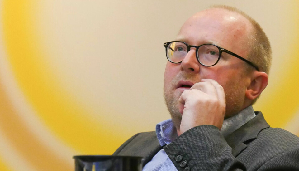 - RASERING: Trond Finstad er leder Seksjon for kontor og administrasjon i Fagforbundet. Han har selv bakgrunn fra kommunal skatteoppkreving: - Regjeringen ødelegger er fungerende system med svært gode resultater. - RASERING: Trond Finstad er leder Seksjon for kontor og administrasjon i Fagforbundet. Han har selv bakgrunn fra kommunal skatteoppkreving: - Regjeringen ødelegger er fungerende system med svært gode resultater.