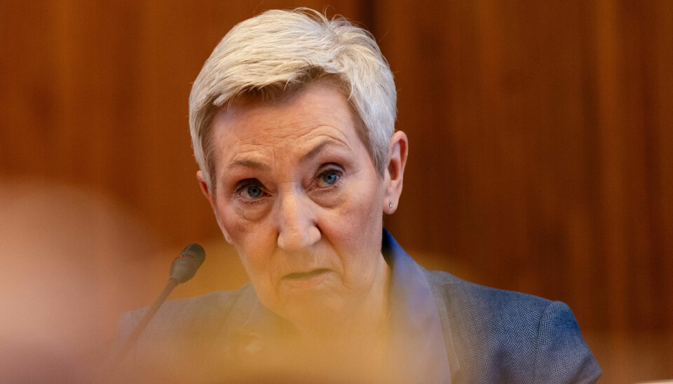– Det er ikke vår jobb å sørge for at den økte verdiskapningen skal havne i madrassen eller at pengene flyttes til Sveits, sa LO-lederen da hun møtte pressen. – Det er ikke vår jobb å sørge for at den økte verdiskapningen skal havne i madrassen eller at pengene flyttes til Sveits, sa LO-lederen da hun møtte pressen.