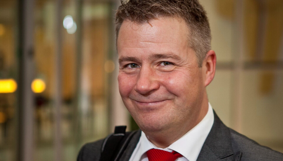 Per-Willy Amundsen (Frp) mener rasismeparagrafen begrenser ytringsfriheten og kan føre til selvsensur. Per-Willy Amundsen (Frp) mener rasismeparagrafen begrenser ytringsfriheten og kan føre til selvsensur.