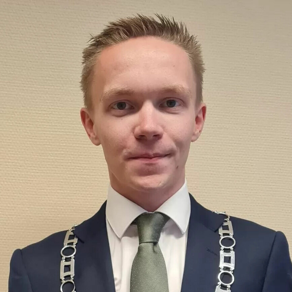 BØLGE: – Søknadene og interessen skyllet over oss som en flodbølge, sier ordfører Kennet Tømmermo Reitan (Sp). BØLGE: – Søknadene og interessen skyllet over oss som en flodbølge, sier ordfører Kennet Tømmermo Reitan (Sp).