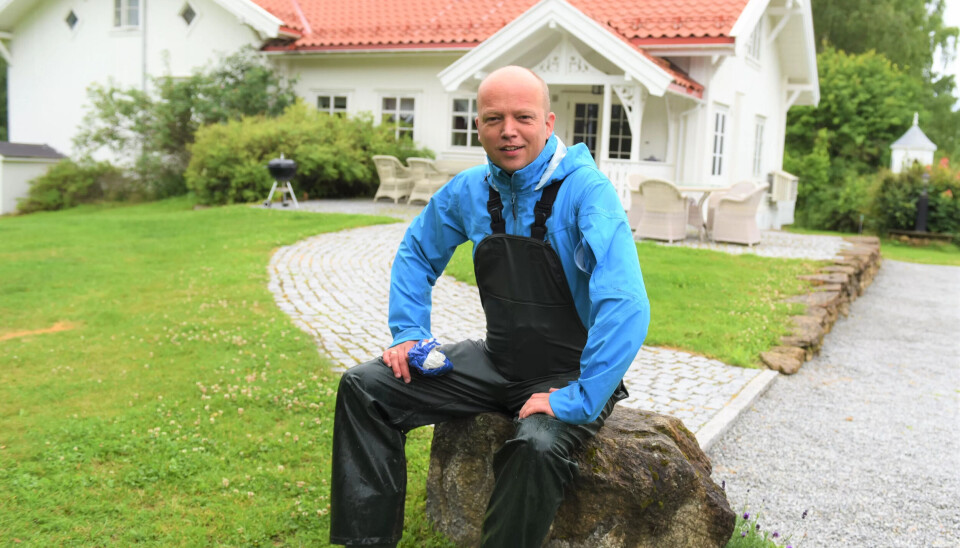 Annen type dress for Trygve Slagsvold Vedum på hjemmebane. Annen type dress for Trygve Slagsvold Vedum på hjemmebane.