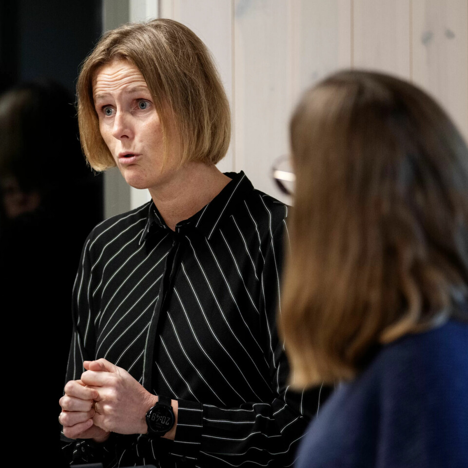 FOREBYGGERE: Helsesykepleier Hilde Stensland og fysioterapeut Eirin Tesaker Bjelland lærer småbarnsforeldre hvordan de kan gjøre ungene sine robuste overfor kroppspress og spiseforstyrrelser senere i livet. FOREBYGGERE: Helsesykepleier Hilde Stensland og fysioterapeut Eirin Tesaker Bjelland lærer småbarnsforeldre hvordan de kan gjøre ungene sine robuste overfor kroppspress og spiseforstyrrelser senere i livet.