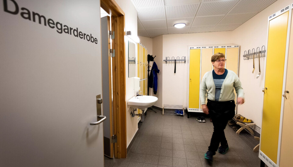 SKIKKELIGE GARDEROBER: De fleste arbeidsplassene i Luster tilbyr renholderne garderober, forteller Gerd Myklemyr. SKIKKELIGE GARDEROBER: De fleste arbeidsplassene i Luster tilbyr renholderne garderober, forteller Gerd Myklemyr.
