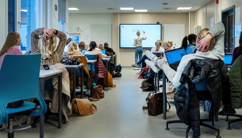 DEMENS: Lærere er blant yrkene som har mindre sannsynlighet for å få demens. DEMENS: Lærere er blant yrkene som har mindre sannsynlighet for å få demens.