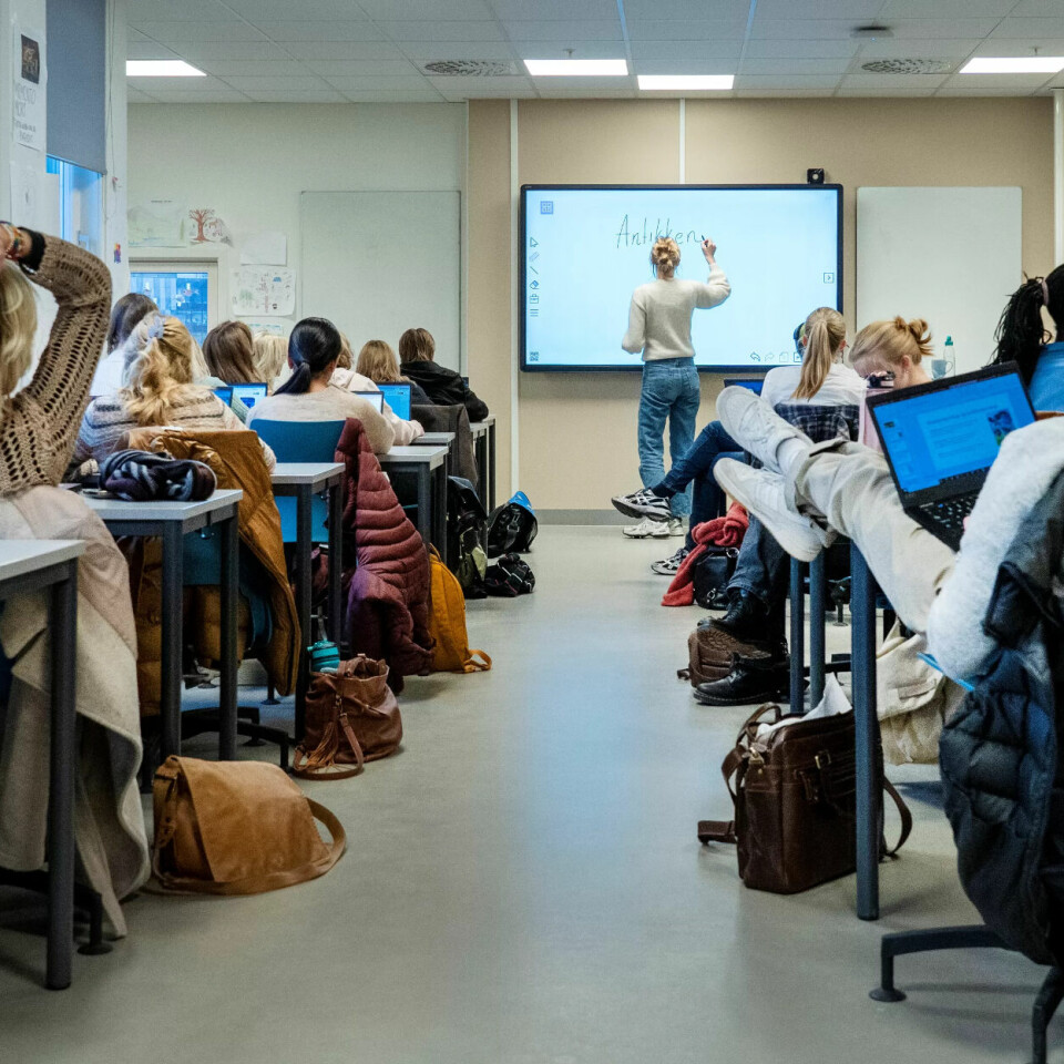 DEMENS: Lærere er blant yrkene som har mindre sannsynlighet for å få demens. DEMENS: Lærere er blant yrkene som har mindre sannsynlighet for å få demens.