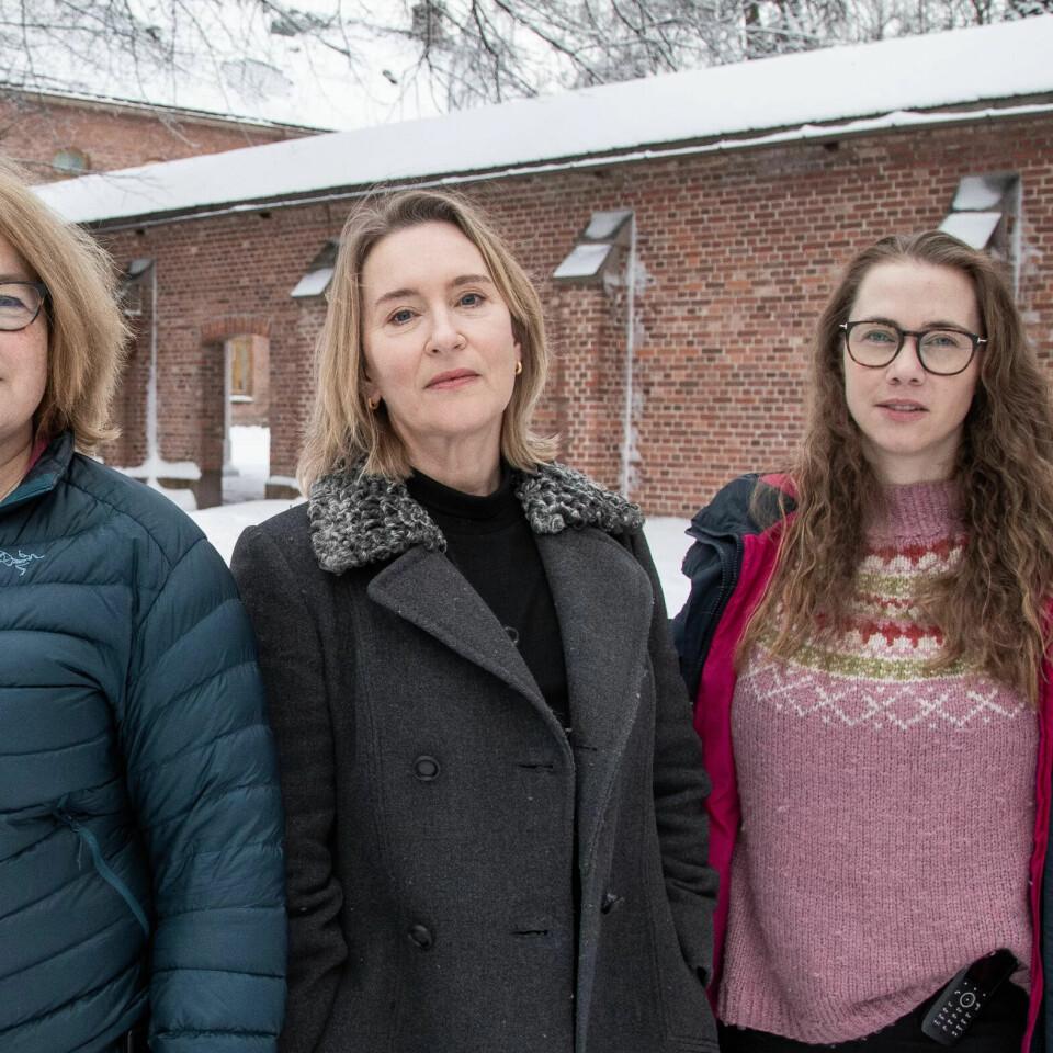 FAGVURDERING: Overlege Elin Evang, psykologspesialist Hege Hellen og spesialvernepleier Heidrun Heir mener både pasienter og fagmiljø har godt av det tette samarbeidet mellom enhetene. FAGVURDERING: Overlege Elin Evang, psykologspesialist Hege Hellen og spesialvernepleier Heidrun Heir mener både pasienter og fagmiljø har godt av det tette samarbeidet mellom enhetene.